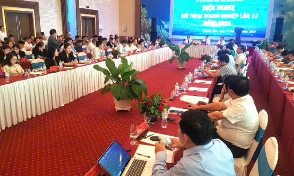 Lãnh đạo tỉnh Khánh Hòa đối thoại cùng doanh nghiệp: Nhiều vấn đề bất cập chưa được giải quyết hiệu quả