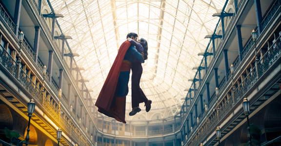 Đạo diễn James Gunn khai hỏa Vũ trụ điện ảnh DC mới với 'Superman'