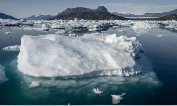 Cơ quan Hàng không vũ trụ Mỹ: Tảng băng lớn nhất thế giới thoát khỏi Nam Cực