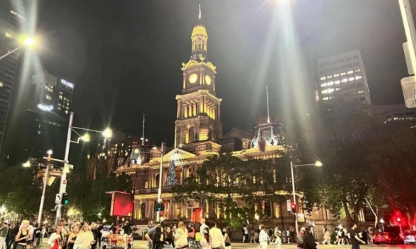 Thế giới sẵn sàng cho bữa tiệc sắc màu chào đón Năm mới 2025