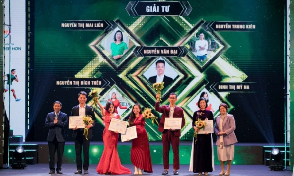 Herbalife Việt Nam đồng hành cùng Báo Sức khỏe và Đời sống vinh danh 12 Ứng viên xuất sắc nhất của Cuộc thi “Tôi Khỏe Đẹp Hơn 2024” 