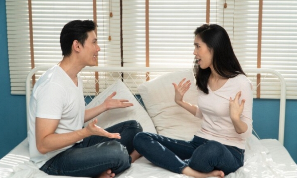 Biếu mẹ chồng 10 triệu tiêu Tết, bà đưa trả lại 30 triệu, biết nguồn gốc số tiền mà tôi tức ứa ruột gan