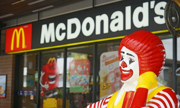 Hơn 700 nhân viên kiện McDonald's vì bị quấy rối tình dục