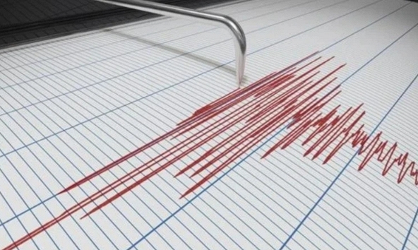 Nhật Bản cảnh báo xuất hiện sóng thần sau động đất mạnh 6,9 độ richter