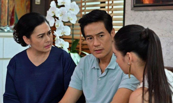 Thấy chúng tôi biếu mẹ chồng hộp thuốc bổ trị giá 1 triệu, bố xấu hổ liền cho lại 15 triệu