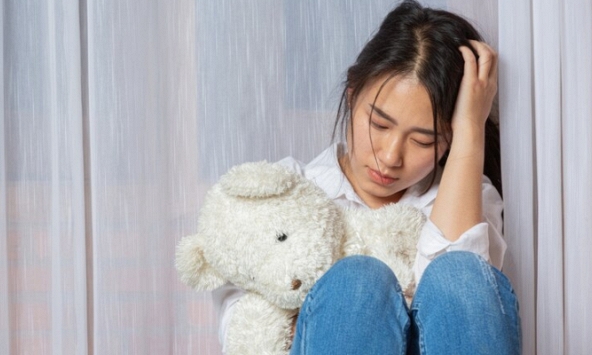 Chồng nhận lương thưởng Tết cao, tôi chưa kịp mừng thì tái mặt khi thấy phần quà anh chuẩn bị cho nhà vợ cũ