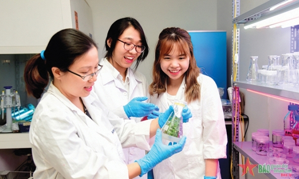 Kỹ năng mềm, chìa khóa giúp nhà khoa học nữ thành công