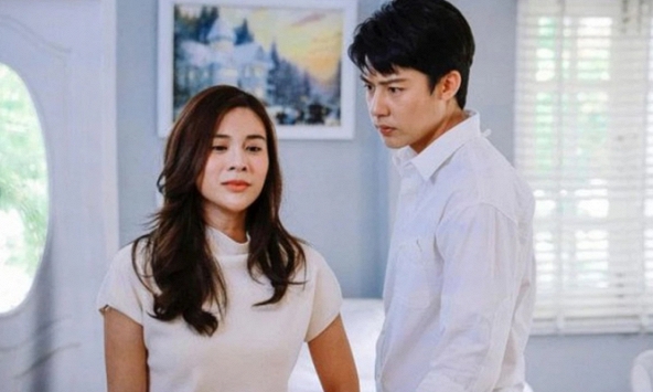 Qua camera nhìn thấy cảnh bố vợ đang lủi thủi gói bánh chưng, chồng muốn đưa vợ con về quê ngoại nhưng tôi từ chối ngay