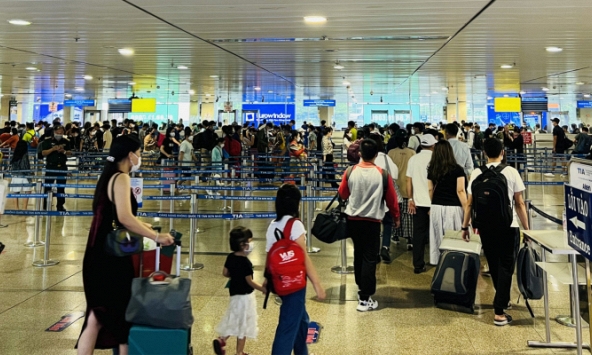 Cục Hàng không khuyến cáo hạn chế chậm, huỷ chuyến bay sau kỳ nghỉ Tết