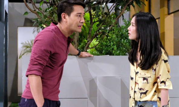 Chồng cũ đưa cho 5 triệu rồi ghé tai trơ trẽn hỏi một câu, tôi tức giận ném trả lại tiền rồi đóng cửa, cấm bước vào