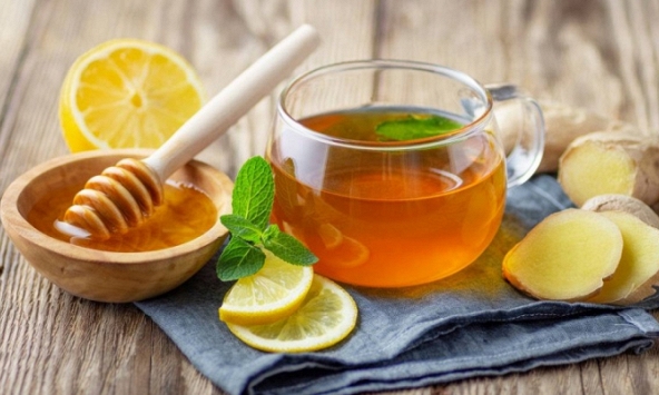 Có nên uống trà gừng sau khi ăn sáng?