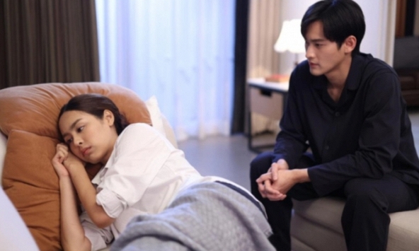 Cưới nhau hơn 6 năm tôi mới có bầu, biết tin, chồng liền mua con gà về đãi vợ nhưng thông báo sau đó của anh khiến tôi hoang mang