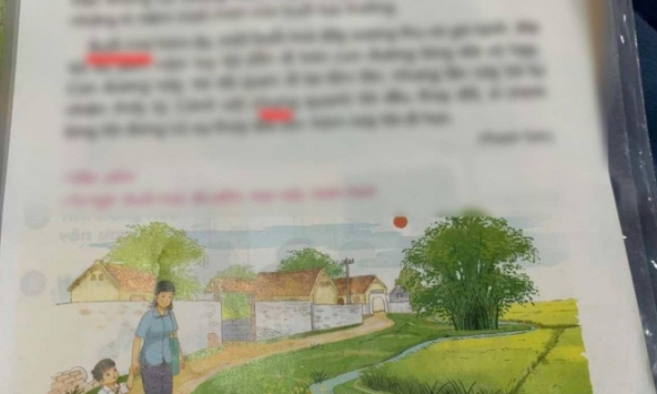 Bà mẹ là cựu học sinh giỏi Tỉnh chê bài đọc trong SGK, hội phụ huynh ngán ngẩm: Chị đã mất 1 phần tuổi thơ!