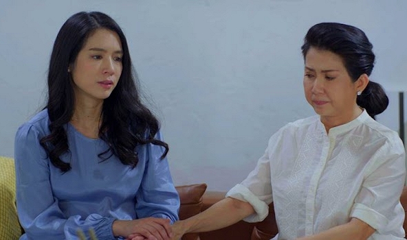 Mẹ vợ U70 vượt 100 cây số đến nhà con gái, chúng tôi giật mình hoảng hốt khi bà đưa 10 triệu rồi yêu cầu một việc khó lường