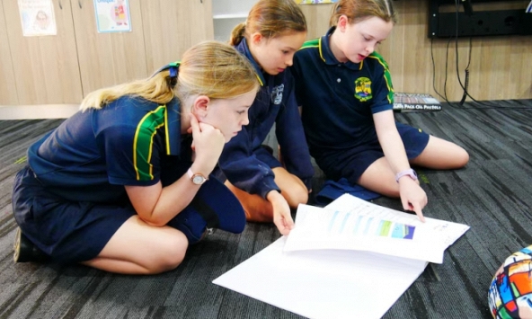 Truyền cảm hứng cho nữ sinh theo đuổi sự nghiệp khoa học công nghệ