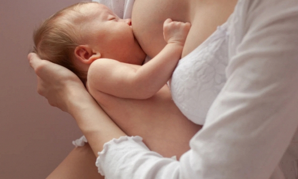 Phát hiện đặc biệt về sữa mẹ mở ra hướng đi mới trong y học