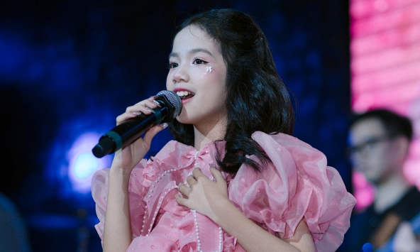 Mầu Tuệ An: Tài năng MC nhí triển vọng của Việt Nam