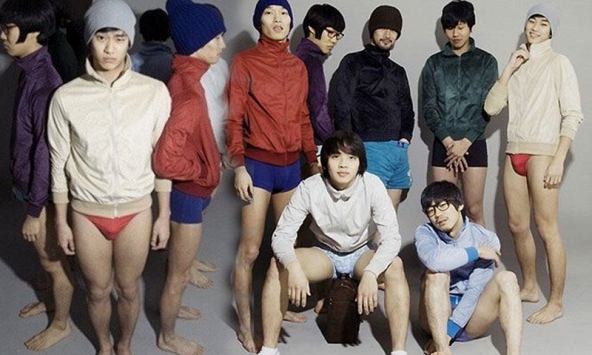  Những bức ảnh được dán nhãn 'khiêu dâm', hé lộ lịch sử đen tối của Kim Soo Hyun