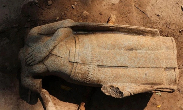 Campuchia phát hiện pho tượng Phật cổ trong quần thể di tích Angkor