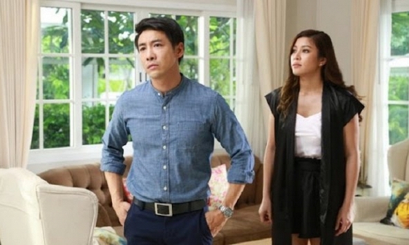 Sau lễ mừng thọ bố chồng, con dâu mang thùng phong bì giấu đi, nào ngờ lại được mọi người tấm tắc khen ngợi