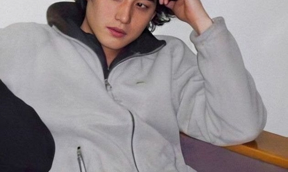 Tài tử 'Khi cuộc đời cho bạn quả quýt' bất ngờ vì người đi đường cũng trầm trồ trước nhan sắc của con trai