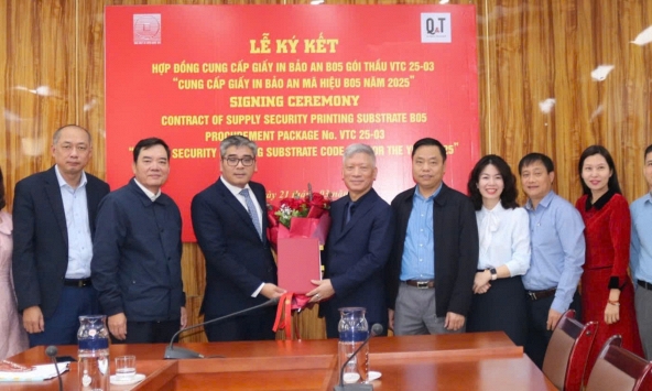 Lễ ký kết hợp đồng cung cấp giấy in bảo an 