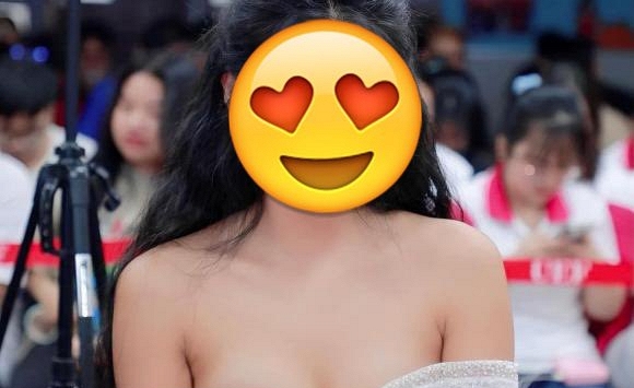 Trước khi vướng nghi án 'phông bạt', nàng Hậu này có học vấn khủng: Từng bật khóc vì 32 công ty từ chối tuyển dụng