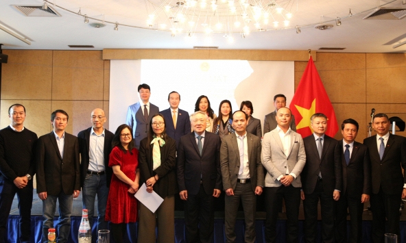 Mong muốn trí thức người Việt tại Luxembourg góp sức phát triển quê hương bằng các việc làm cụ thể, thiết thực và trực tiếp