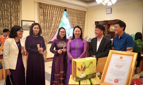 Gần 30 gian hàng triển lãm tại Hội nghị Nữ Khoa học toàn quốc lần thứ IV 