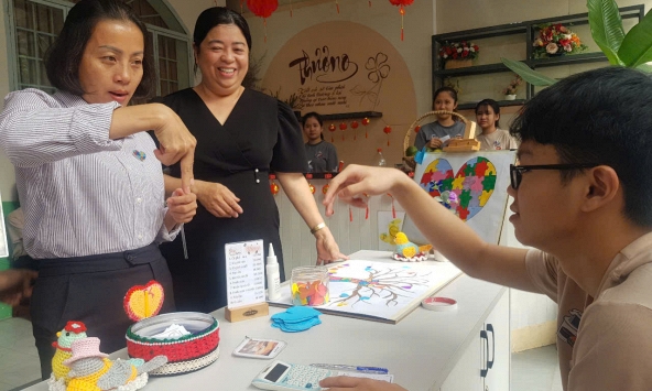 Cà phê Thương ngày Thứ Sáu - Hơn cả chữ Thương!...