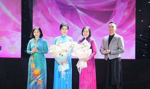 Chương trình Áo dài nghệ thuật “Hương sắc Việt Nam”