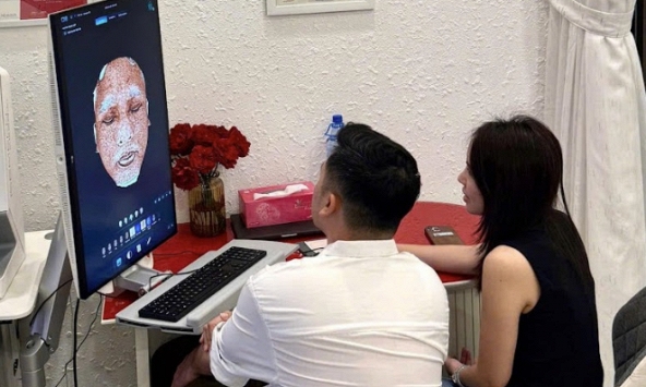 Hành trình 10 năm 'chữa lành' cho làn da, tốn cả trăm triệu của chàng trai 29 tuổi: 'Phao cứu sinh' xuất hiện vào phút cuối