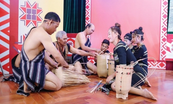 Phát triển du lịch tại Di Linh, tỉnh Lâm Đồng gắn với bảo tồn các giá trị văn hóa, bảo vệ môi trường, thúc đẩy sự phát triển bền vững