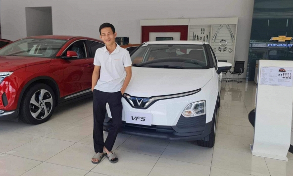 Chủ xe điện: “Mới chạy VinFast VF 5 hơn 1 năm, tôi đã tiết kiệm được 70-80 triệu đồng so với xe xăng”
