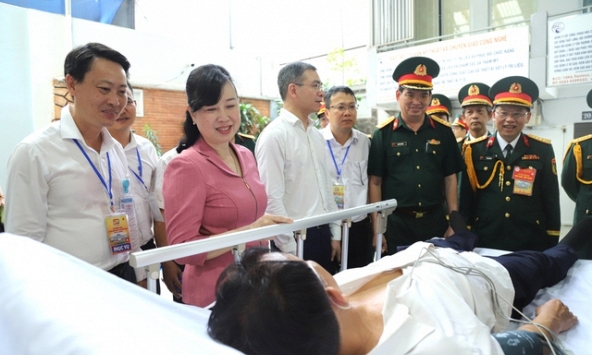 “Đảm bảo an toàn sức khỏe cho người dân, chiến sĩ dự lễ 30/4 là nhiệm vụ rất vẻ vang”