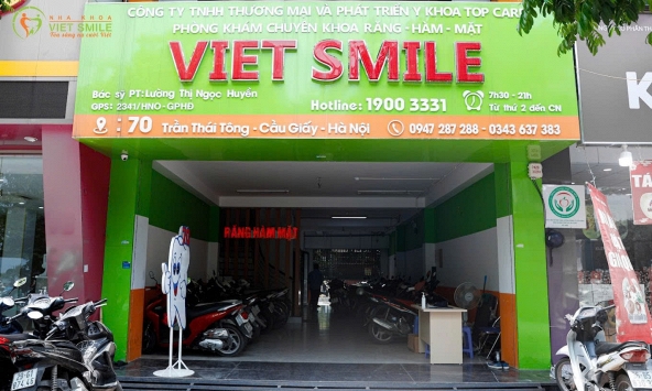 Phòng khám Răng Hàm Mặt Việt Smile bị xử phạt và tước giấy phép hoạt động vì vượt phạm vi chuyên môn