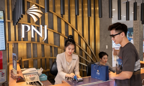 Thanh tra ‘gõ cửa’ điểm mặt loạt vi phạm, PNJ nói gì?