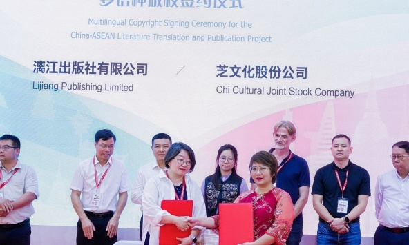 Chibooks ký kết dự án đưa văn học Việt sang Trung Quốc