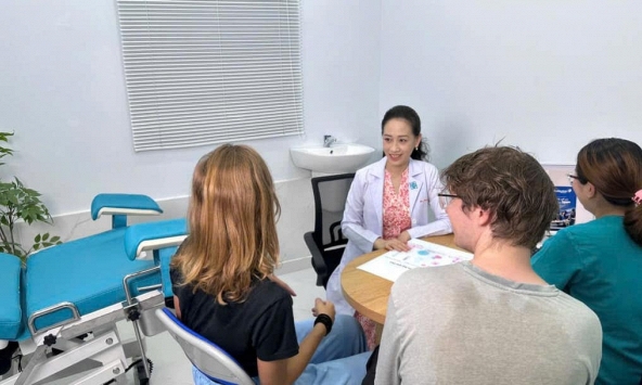 Thị trường sản phẩm cho phụ nữ sau sinh: Vàng thau lẫn lộn, làm sao chọn đúng?