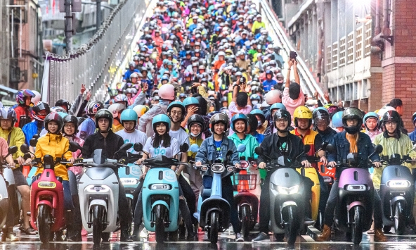 Cách mà xe máy điện “phủ sóng” khắp Đài Bắc: Bài học về cuộc cách mạng giao thông xanh từ đảo Đài Loan