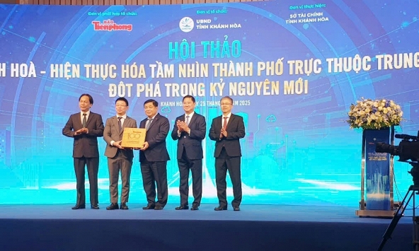 Khánh Hòa khơi thông cơ chế chính sách, chú trọng nguồn lực và cơ hội để đột phá tăng trưởng.