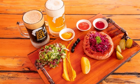 Ba Na Hills mời chuyên gia ẩm thực Đức để “chuẩn hóa” sản phẩm xúc xích đặc trưng