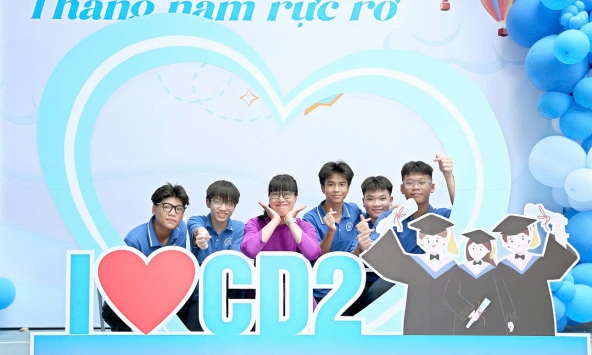 Cô giáo Nguyễn Thị Vân Hồng: 30 năm thắp lửa yêu thương