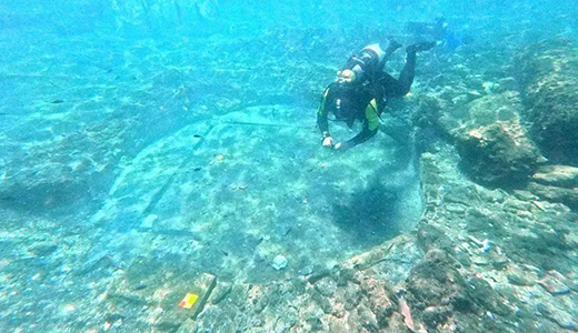 Nhà tắm La Mã cổ 2.000 năm lộ diện dưới đáy vịnh Naples nước Ý