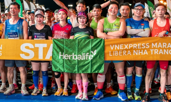   Herbalife Việt Nam đồng hành cùng giải chạy VnExpress Marathon Nha Trang năm thứ tư liên tiếp để khuyến khích tập luyện thể dục thể thao thường xuyên