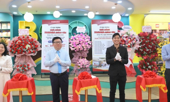 Nhà sách hiện đại trong lòng đô thị mới 