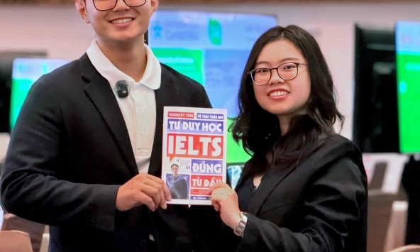 Từ sợ tiếng Anh đến IELTS 8.5, bí quyết của bạn trẻ 2K4 thay đổi cuộc đời bằng tư duy học đúng
