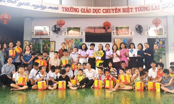 Nữ Trí thức Khánh Hòa chú trọng chăm sóc “sức khỏe hoàn hảo”