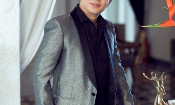 Bác sĩ Chiêm Quốc Thái là ai: Không hoạt động nghệ thuật nhưng làm dậy sóng showbiz?