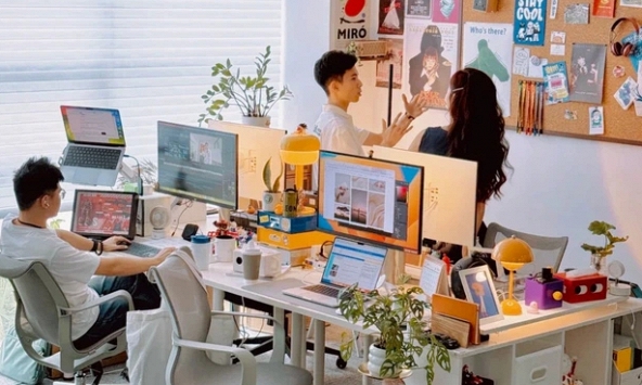 Đi làm gặp 3 kiểu đồng nghiệp này, tôi khuyên thật, bạn nên 'xách dép' chạy 8 hướng kẻo sự nghiệp tiêu tan!